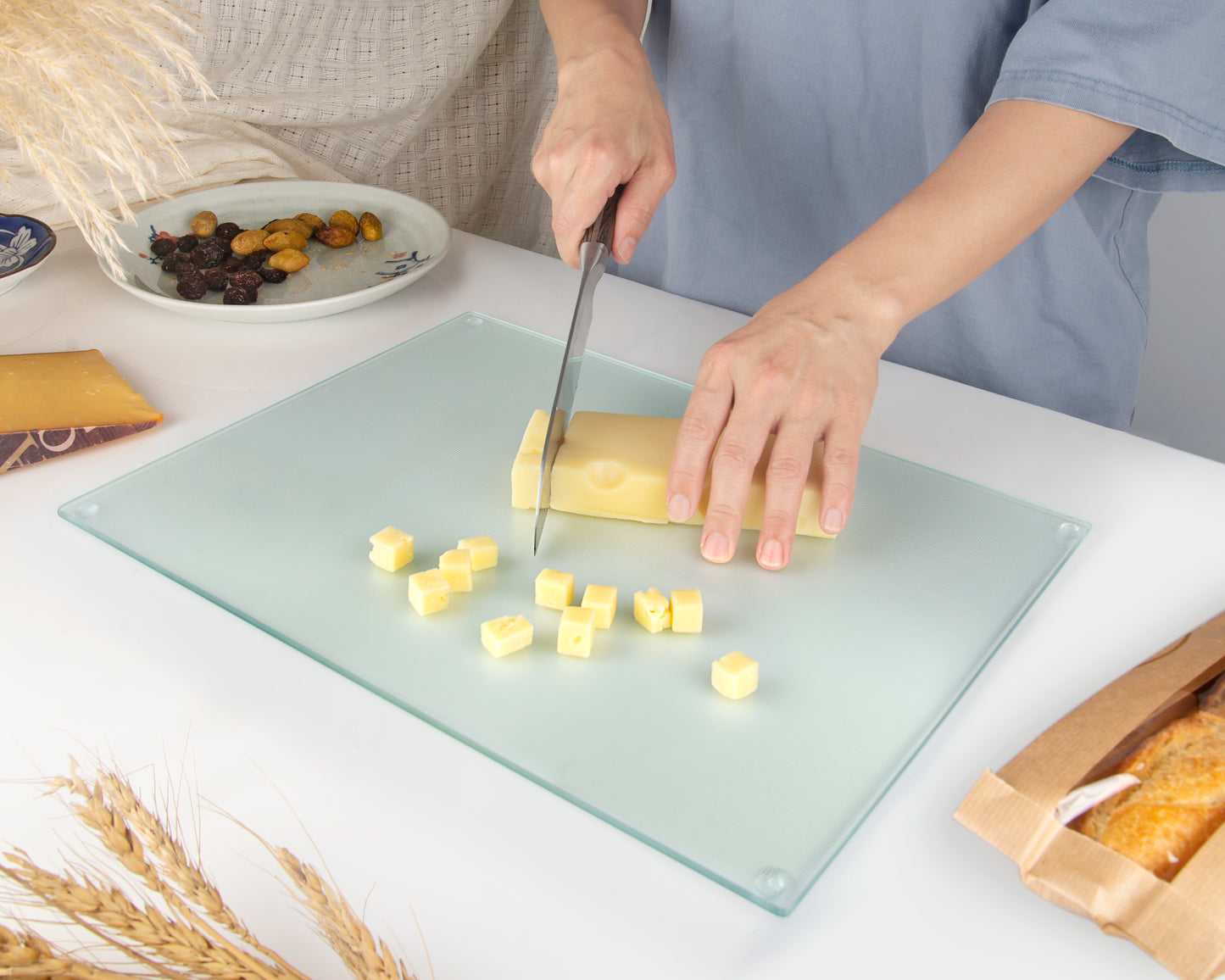 Original Kitchenville™ Glass Chopping / Cutting Board 50x40cm